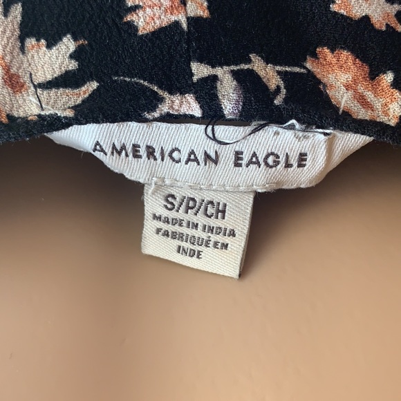 American Eagle Dress (S) Black & Peach Floral - Picture 5 of 6